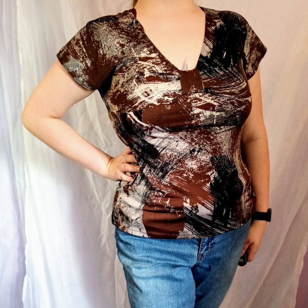 DYNAMITE SILKY DRESS BLOUSE